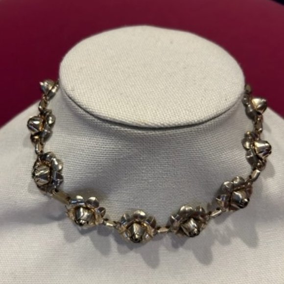 3-D Silver Metal Rose Flower Link Choker NECKLACE EARRINGS SET - Picture 6 of 11